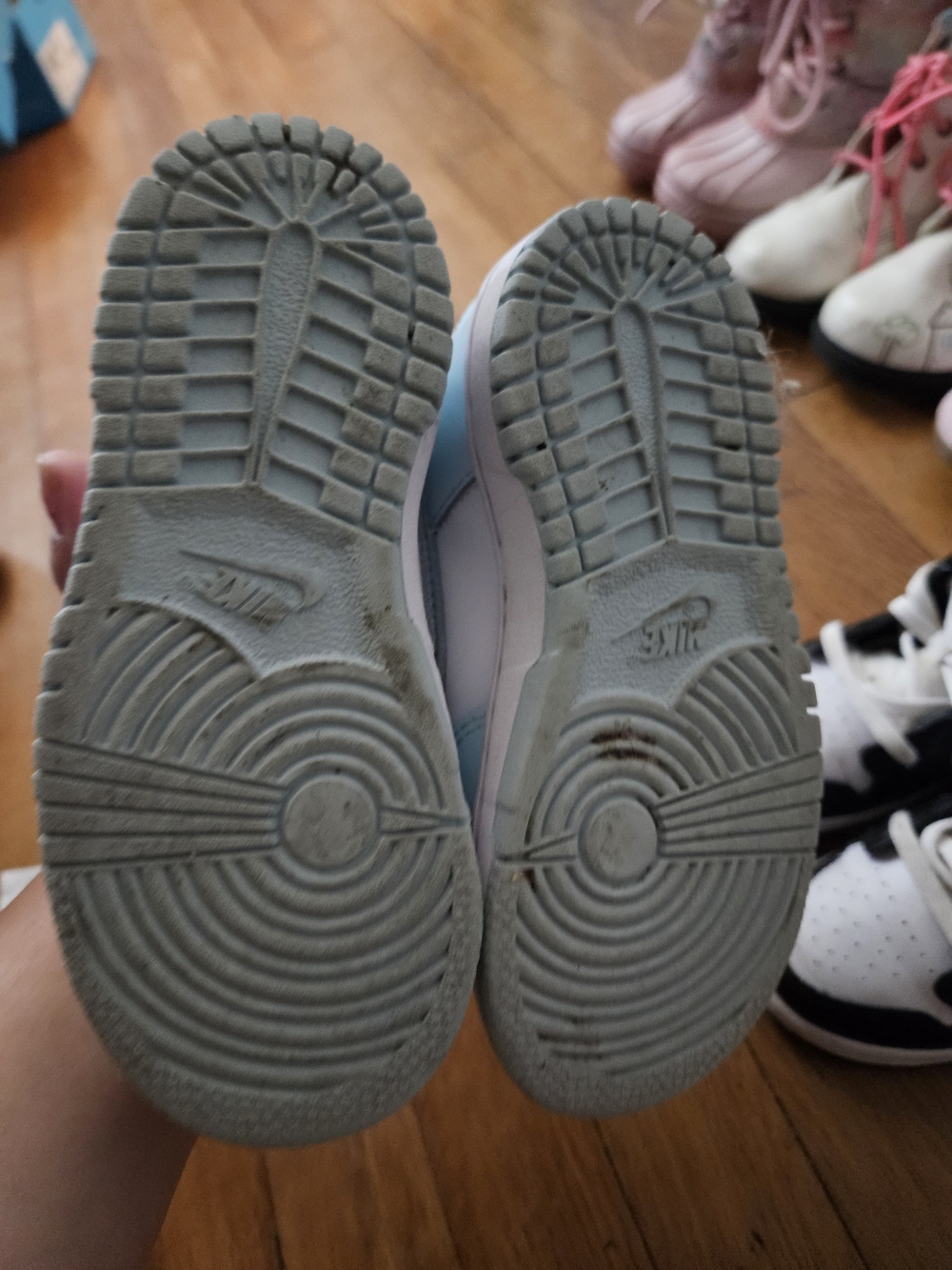 Nike, Sketchers, Sperry, London Frog Girl Shoes Size 9c - Picture 7 of 8